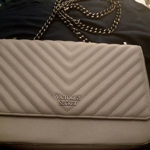 Victoria's Secret v quilted crossbody purse